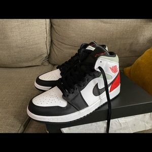 Air Jordan 1 mid union